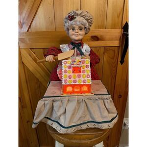 Vntg Telco Motion-Ette Lighted Animated Christmas Mrs Santa w Ginger Bread